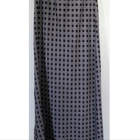 Long Maxi Skirt - Black & White - Picture 3 of 7